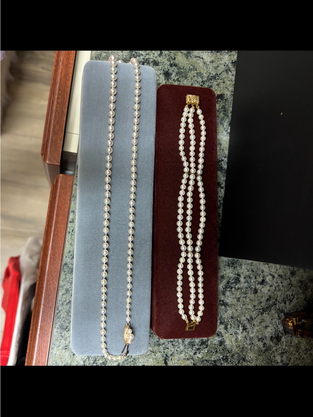 Vintage Classic Pearl Necklace and 3 strand Bracelet Set in White 100% real